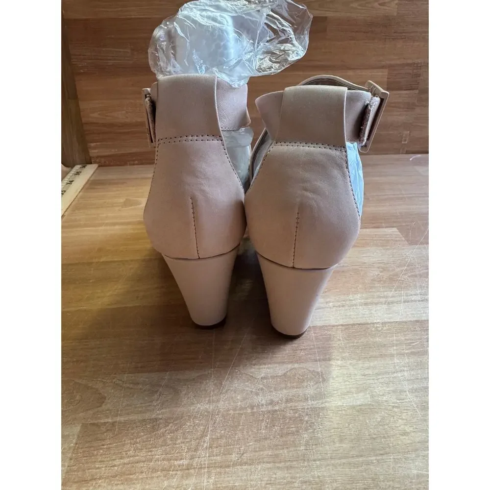 NIB Clarks Artisan Aisley Orchid Leather Wedge Sandals Nude Beige Pink 6.5M